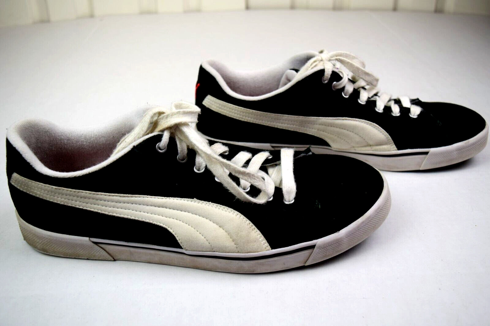 Vintage PUMA Shoes 90s Black Canvas White PUMA Stripe US 13 Cobain Special