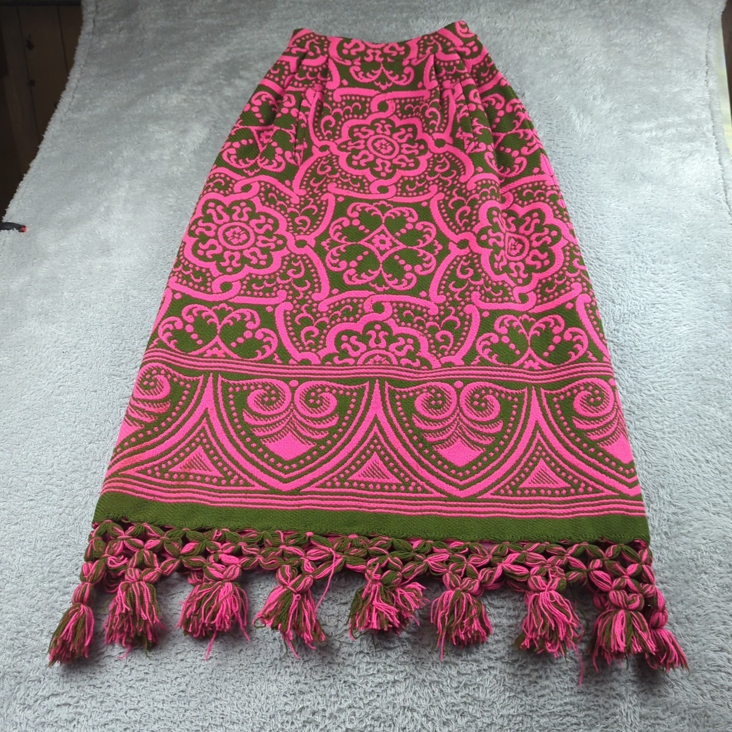 VTG 70s Tapestry Skirt Sz 8 Pink Made in Italy Pavone Florence Long Fringe Mod