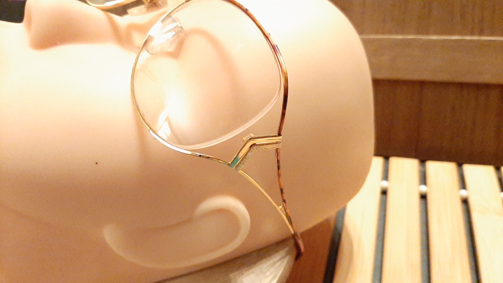 Vintage WOMEN’S OVERSIZED GOLD WIRE EYEGLASSES FRAME TURA HGP