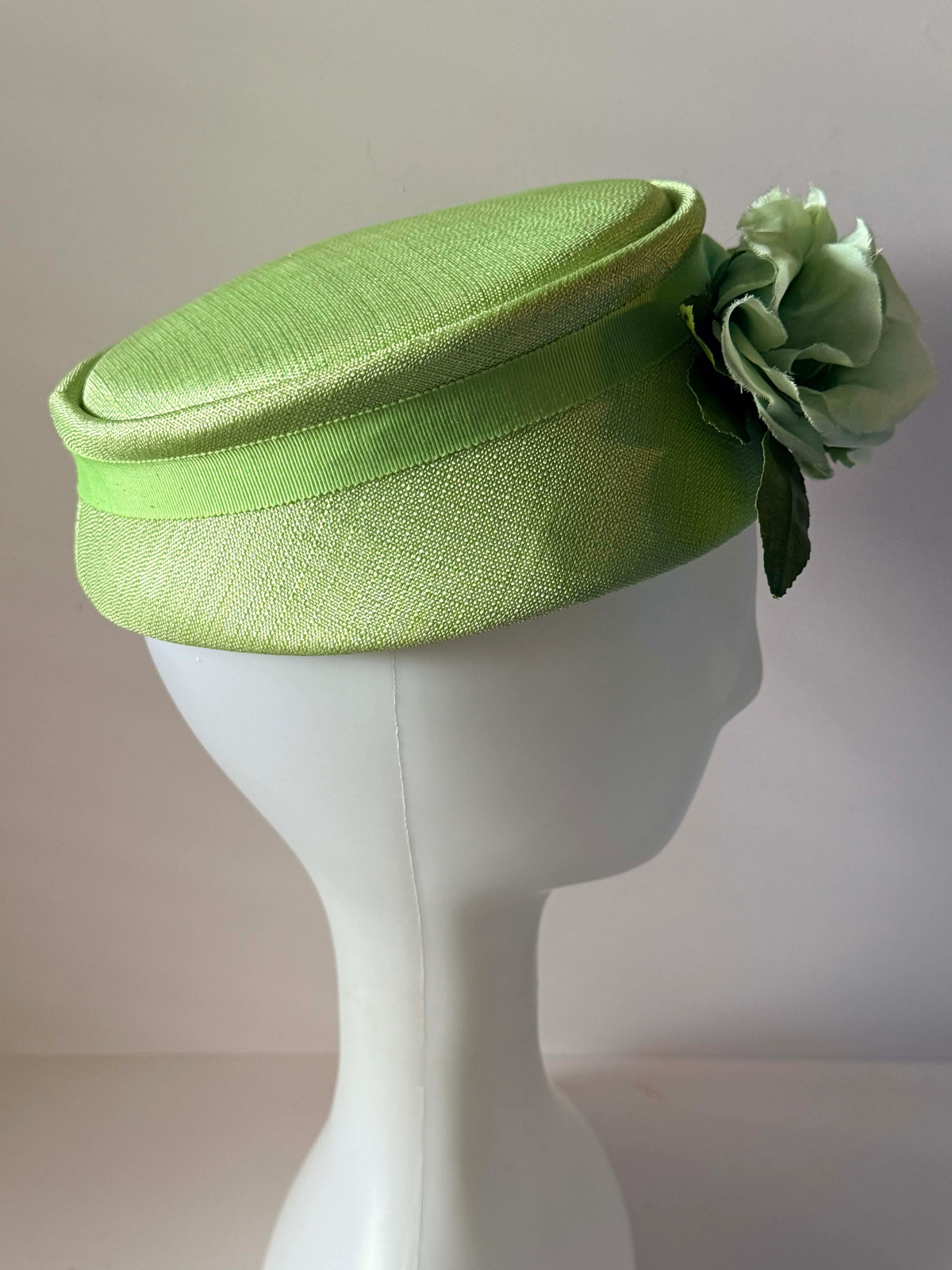 Vintage Mint Green Pillbox Hat 1960s Satin Floral Cocktail Hat Spring Wedding