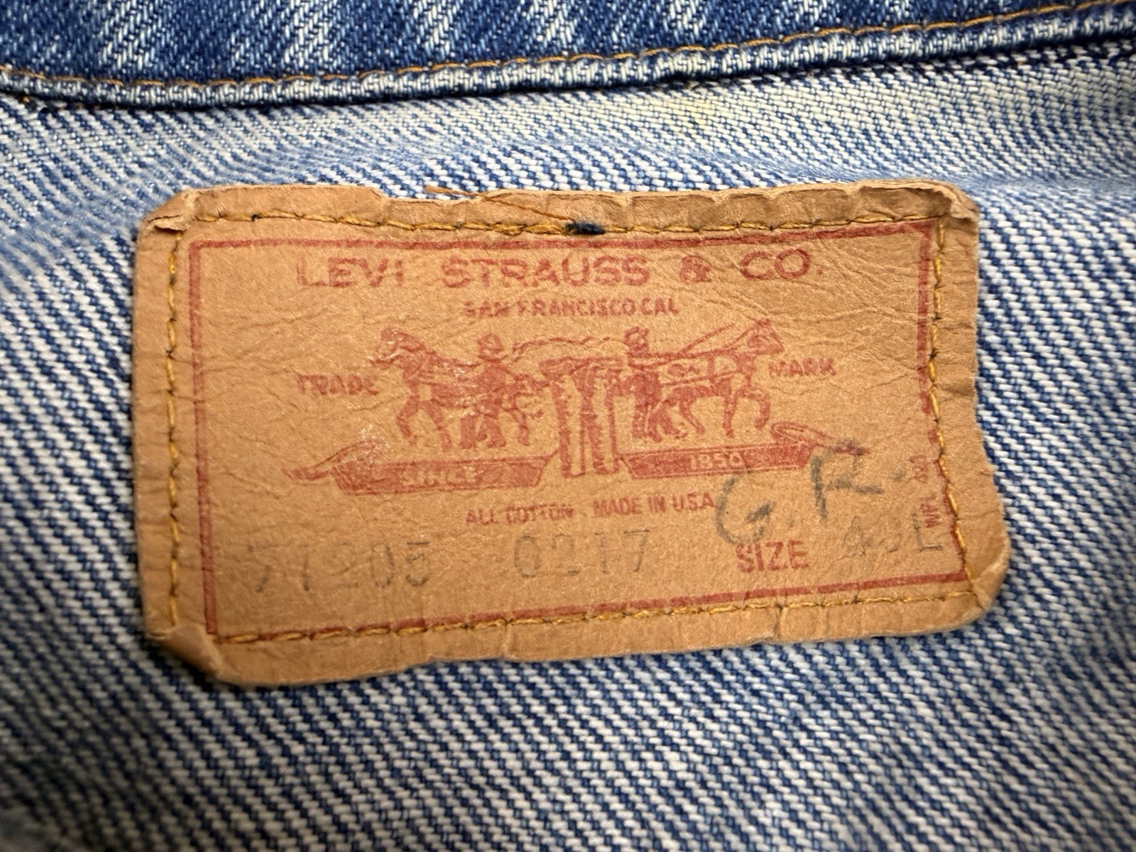 VTG 70’s Levi’s Type 3 III Denim Jacket 71205 0217 Sz 40L Made In USA