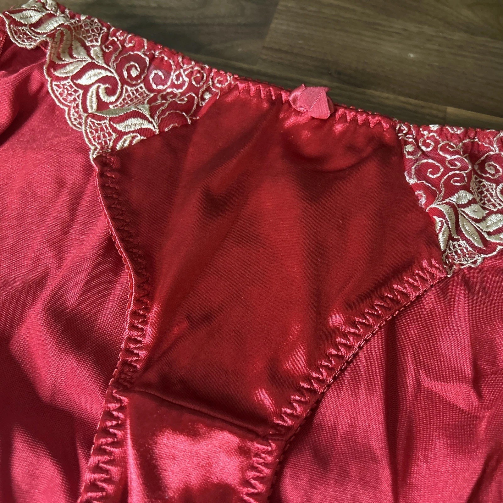 Vtg RENE ROFE Second Skin Satin Stretch GLOSSY WET LOOK Panty & Lace Sz 6 RED