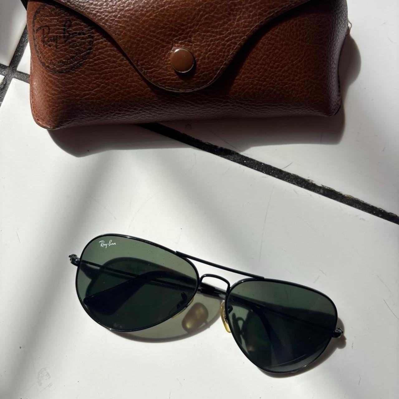 Vintage Ray-Ban oval sunglasses