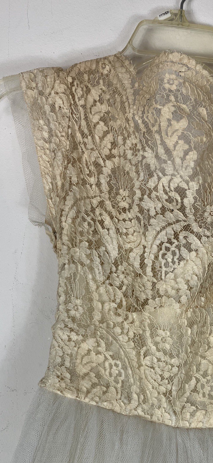 Vintage 1950s Ivory Lace Tulle Wedding Dress Gown Small