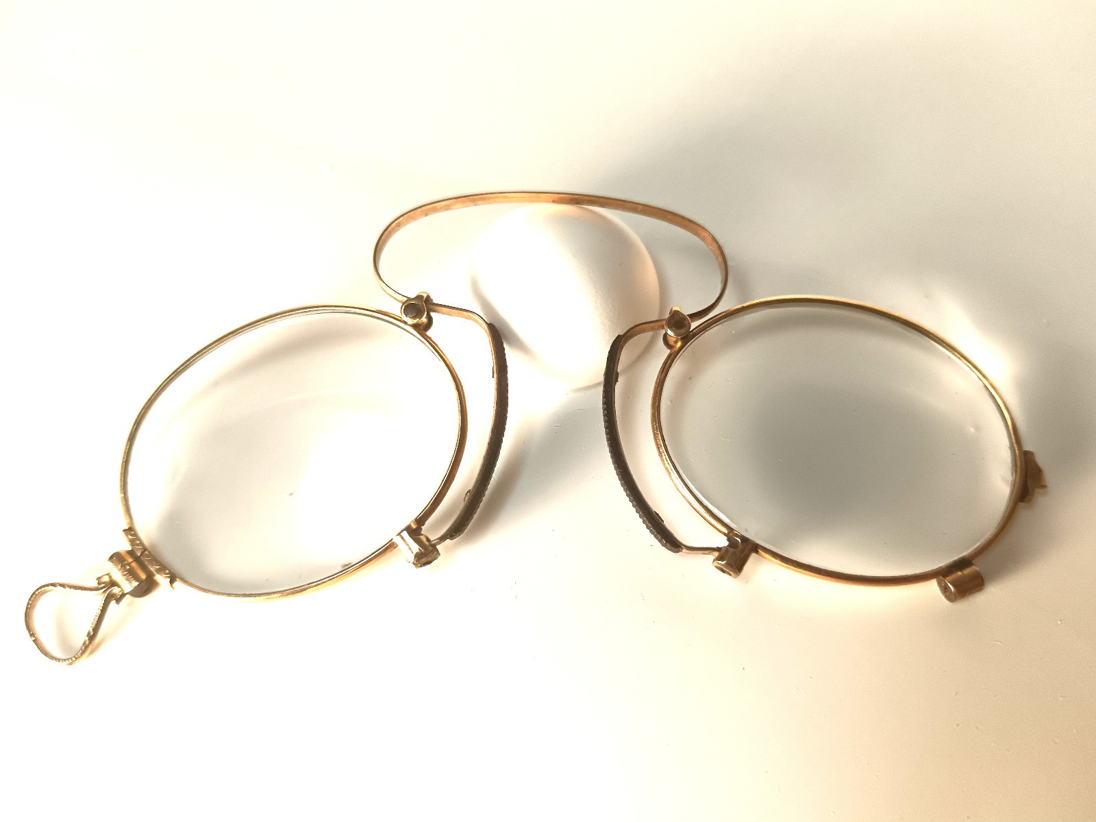 Antique eyeglasses lornette pince nez frame oval 14kt Gold