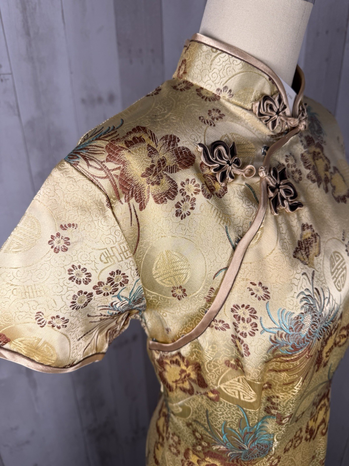 Vintage Cheongsam Dress Gold Satin Brocade Qipao Floral Deadstock S/M