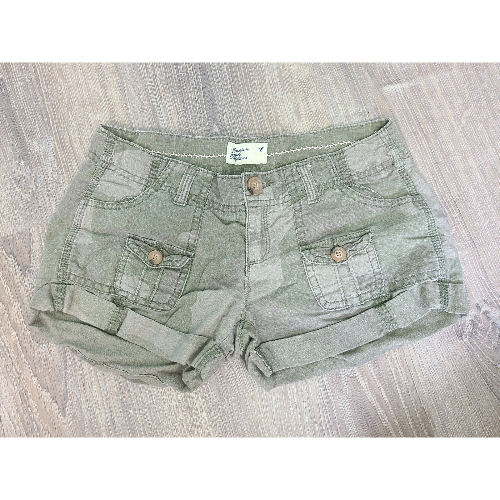 VTG Y2K American Eagle Outfitters Sz 00 Micro Shorts Camo McBling Grunge Skater