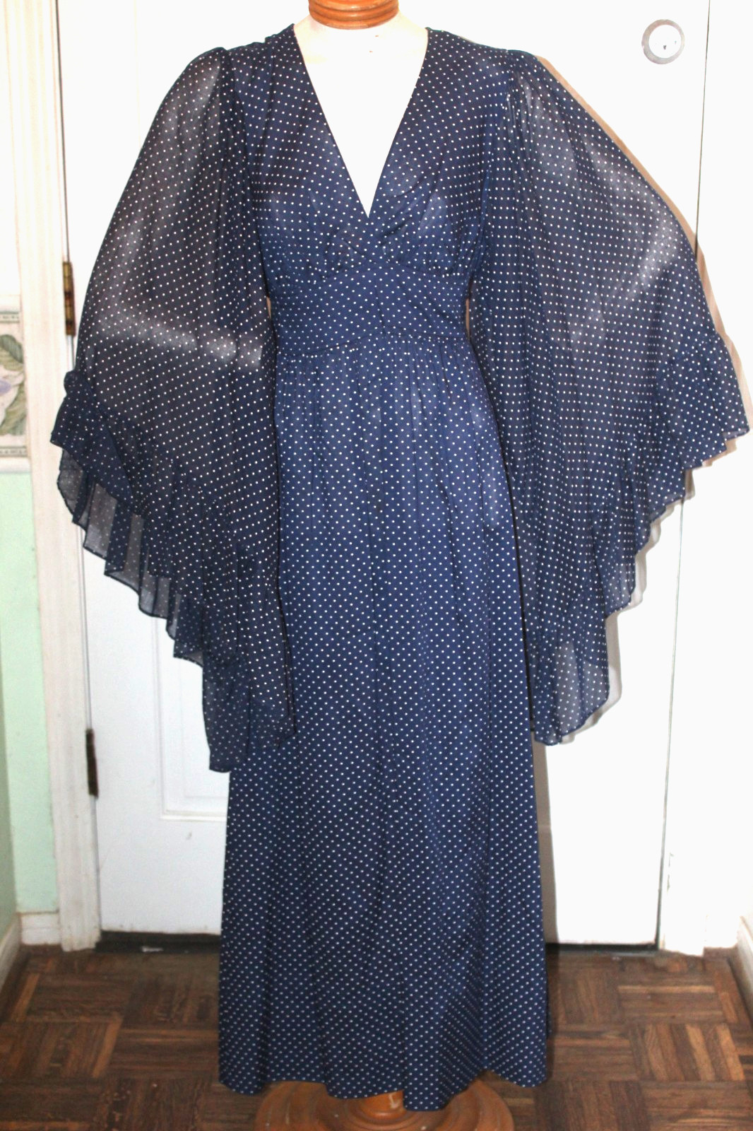 Vintage 70’s BUTTERFLY SLEEVE MAXI DRESS Stevie Nicks Caftan Festival Fairy Boho