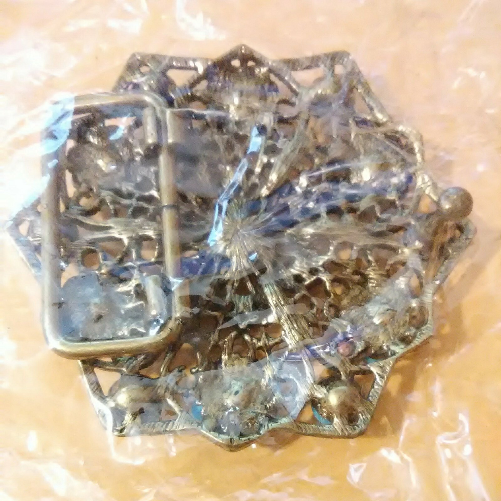 BEAUTIFUL WOMEN’S BEADED BELT BUCKLE GREAT FOR ANY COLLECTION NEW!