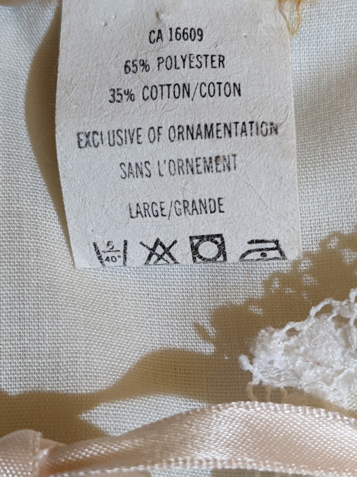 Vintage BARBIZON Embroidered Lace Ribbon Free Bust PolyCotton NewOld Nightgown L
