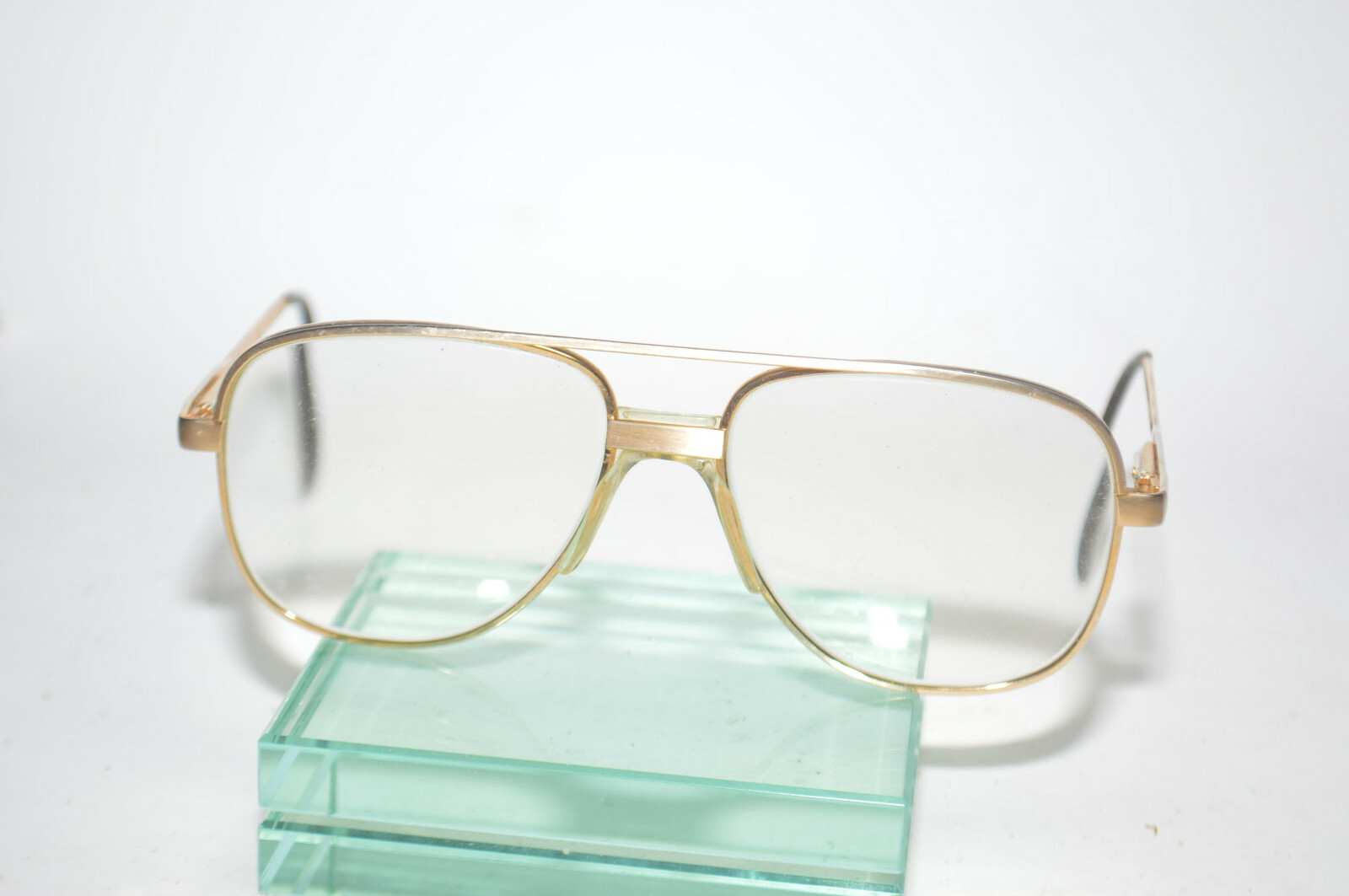 VINTAGE GALLERY FLEX 2 SUNGLASS/EYEGLASS FRAMES 56[]20-145MM GOLD TONE