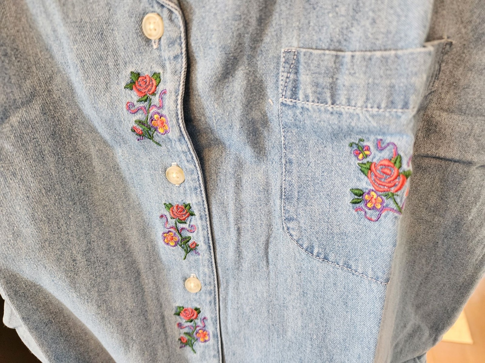 Vtg Unused Avon Style Studio Garden Floral Embroidery Denim Shirt Short Sleeve S