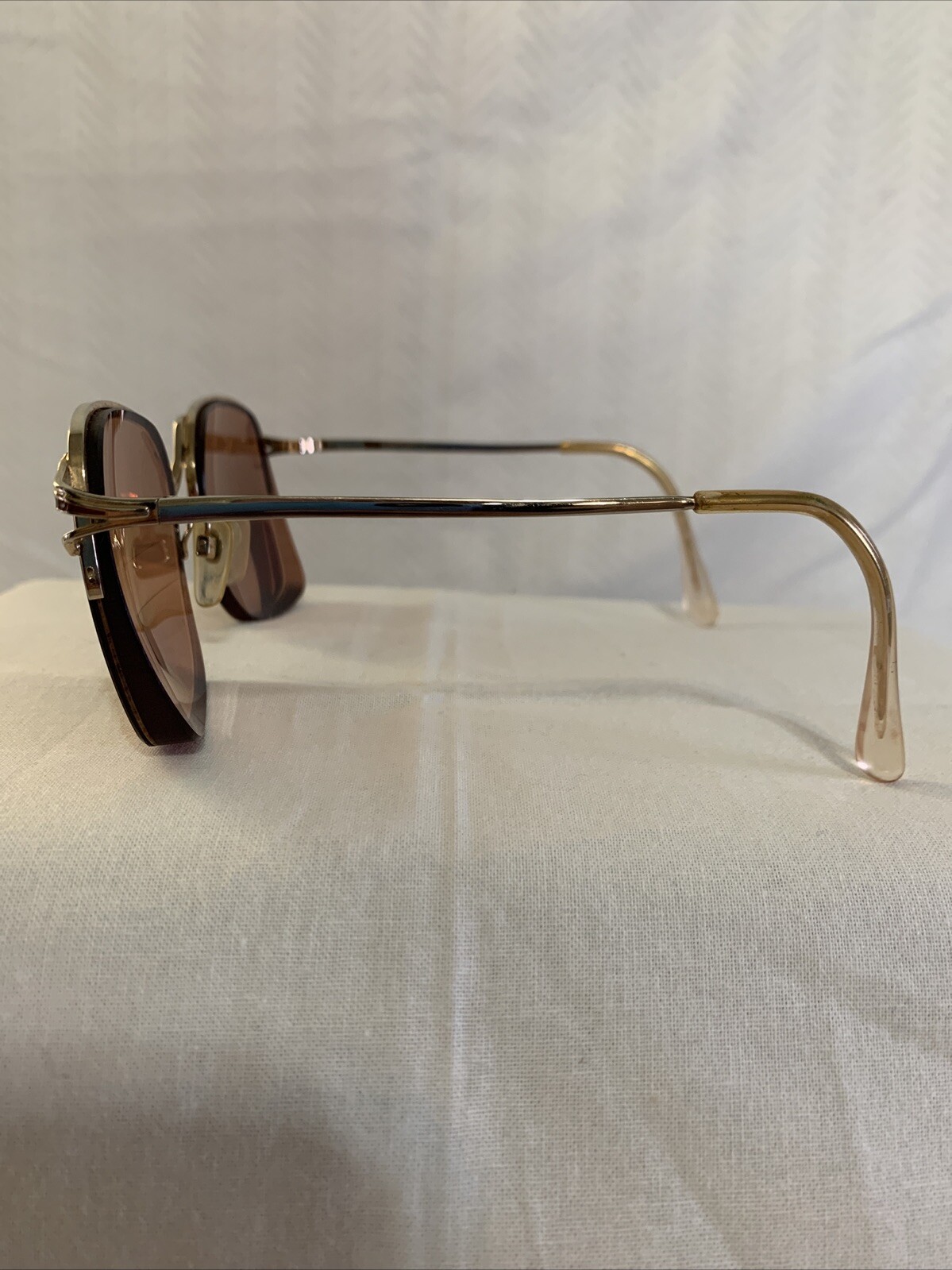 AOCO Lady Buxton 4 half frame eyeglasses 130 53/19 VTG gold square FRAMES ONLY