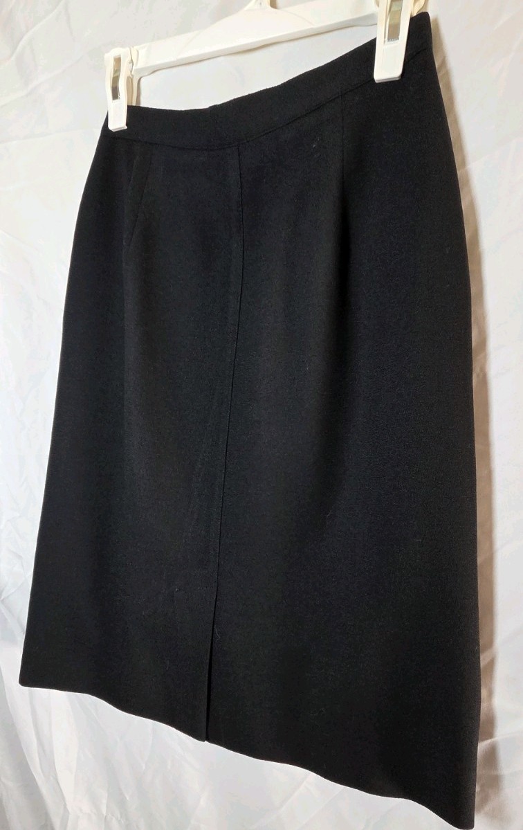 Vintage 100% Pure Wool Christian Dior Black Midi Skirt with Subtle Pleats