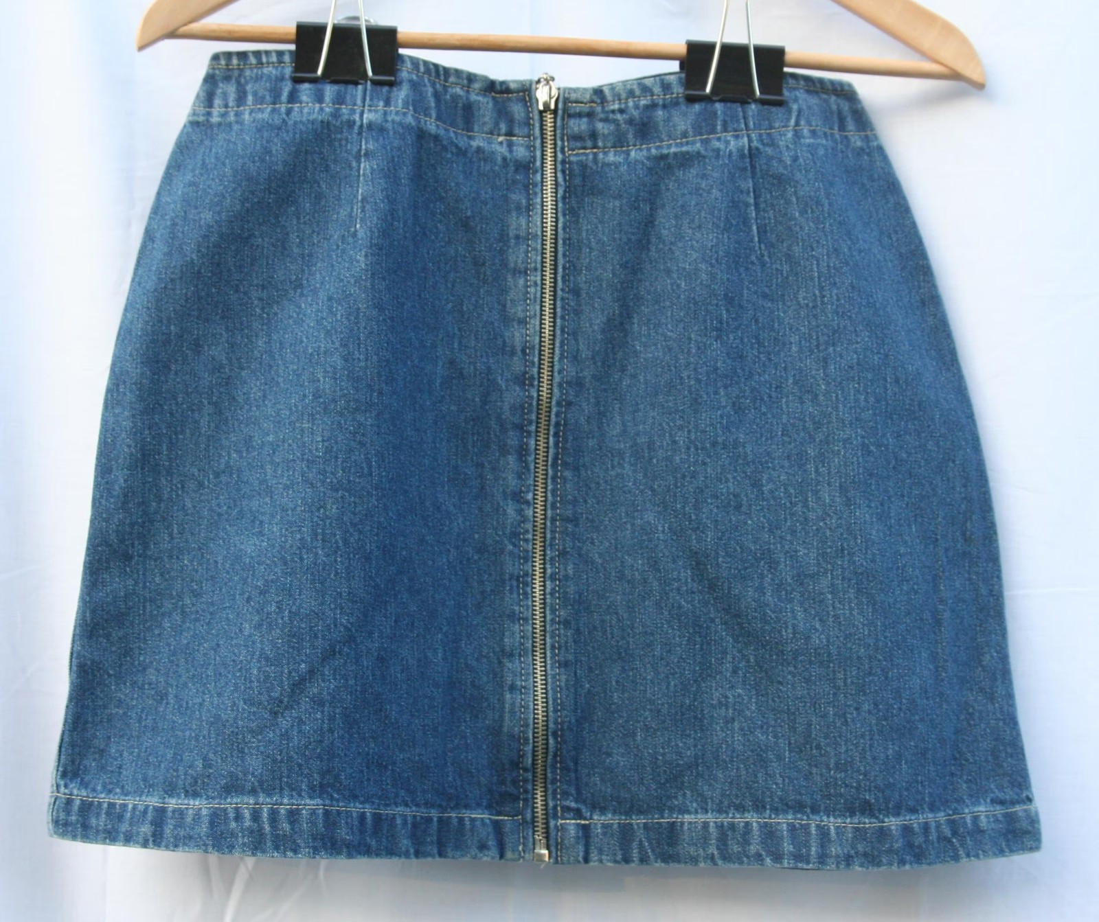 American Eagle Vintage short jeans skirt size 8