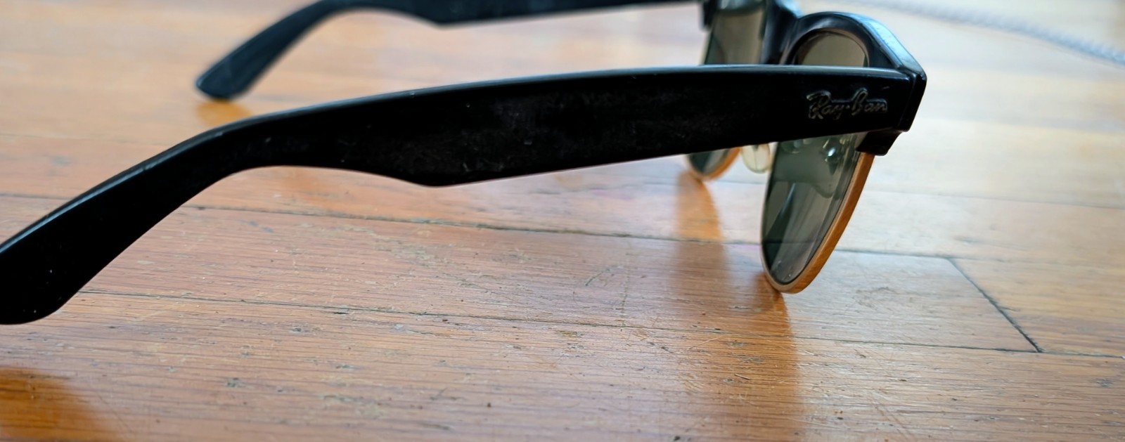VINTAGE 90’s B&L RAY-BAN USA WAYFARER MAX W0534 EBONY/ Gold SUNGLASSES- 145 mm