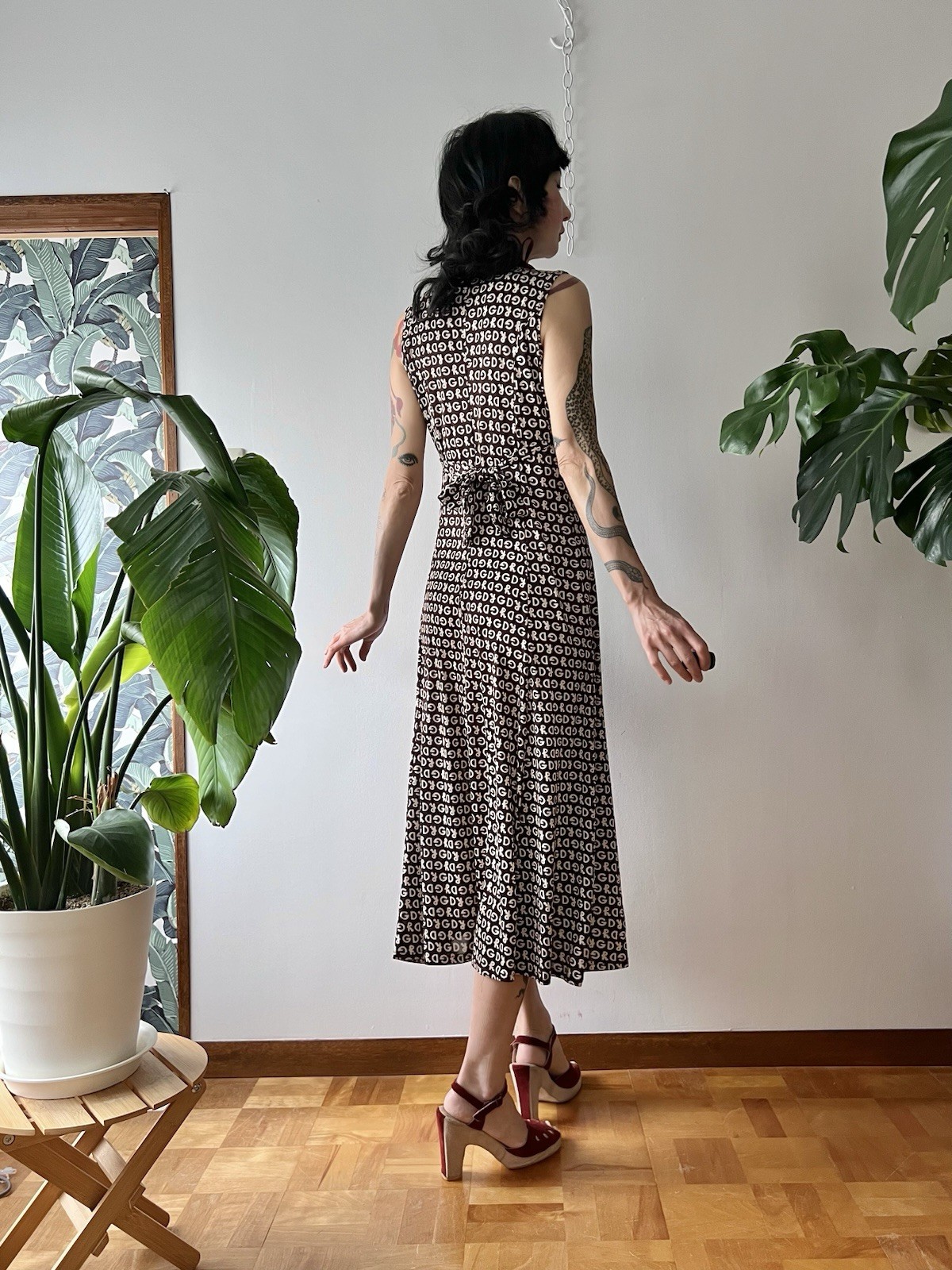 Vintage Graphic Novelty Letter Print Stretch Midi Dress XS-L Pop Art 90s 70s