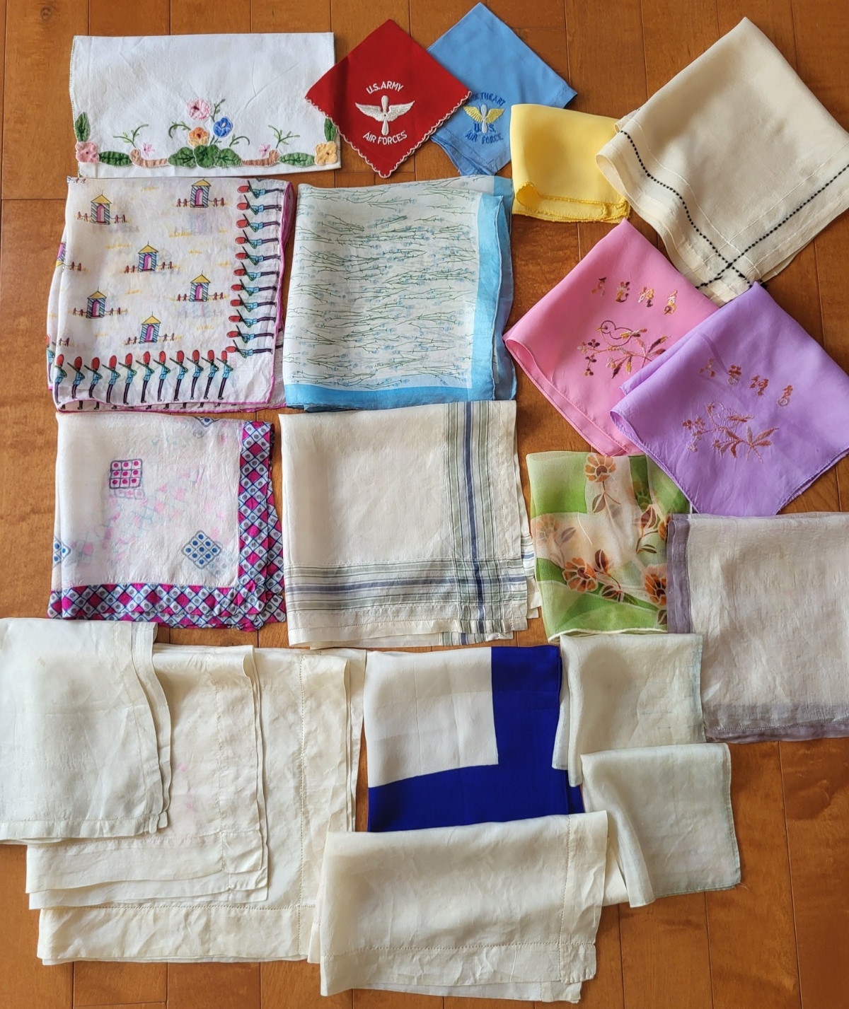20 Vintage Silk Handkerchief Lot & Applique Hanky Keeper US Army Air Forces