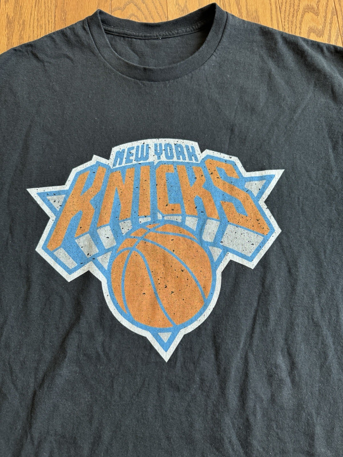 NY Knicks Black T Shirt Vintage Size XL