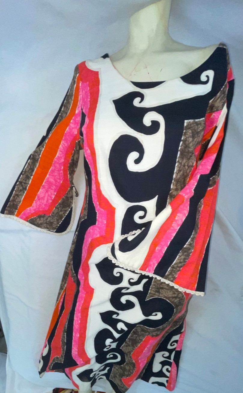 VTG 70S WOMEN CRAZY ABSTRACT PRINT BARKCLOTH HAWAIIAN CAFTAN DISCO HIPPY DRESS
