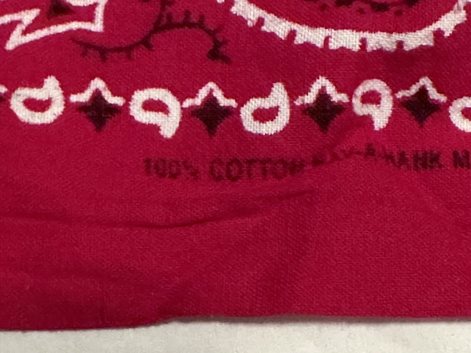 red bandana 15187 made in usa 100% cotton 20 x 19.5”