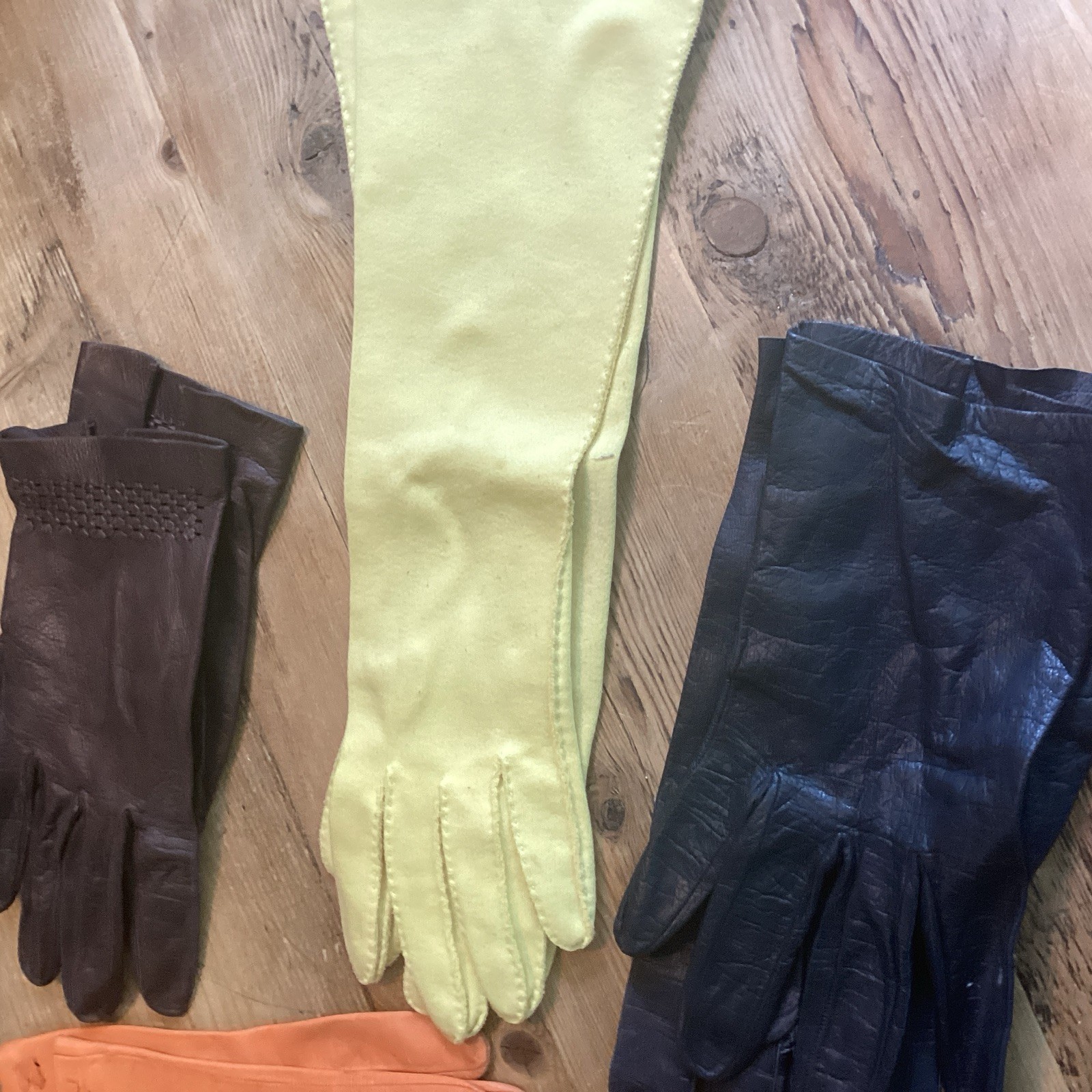 Vintage Women’s Gloves Lot of 6 Pairs 70s