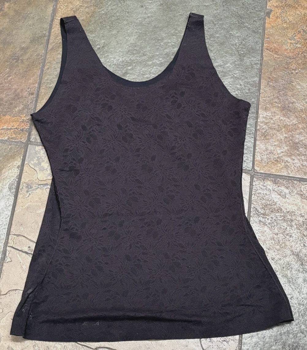 BALI Large Black Lace Smooth Black Molded Cami Camisole Discontinued #DFS063