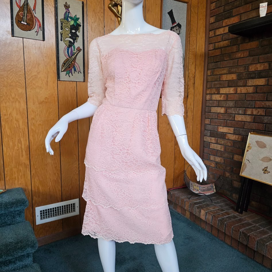 Vtg 50s Pink Tiered Lace Sheath Wiggle Bridesmaid Pencil Cocktail Party Dress M