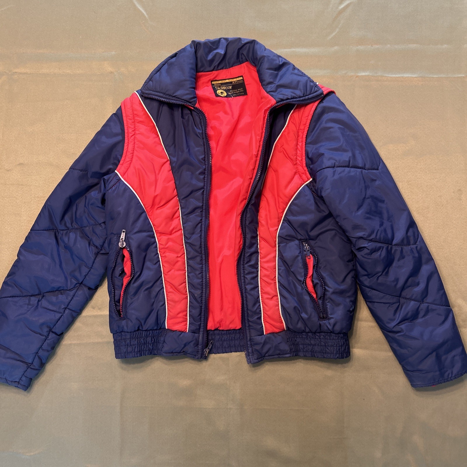 1970s JCPenney Ski Apparel Puffer Jacket Vintage Boys Size Medium Retro Chevron