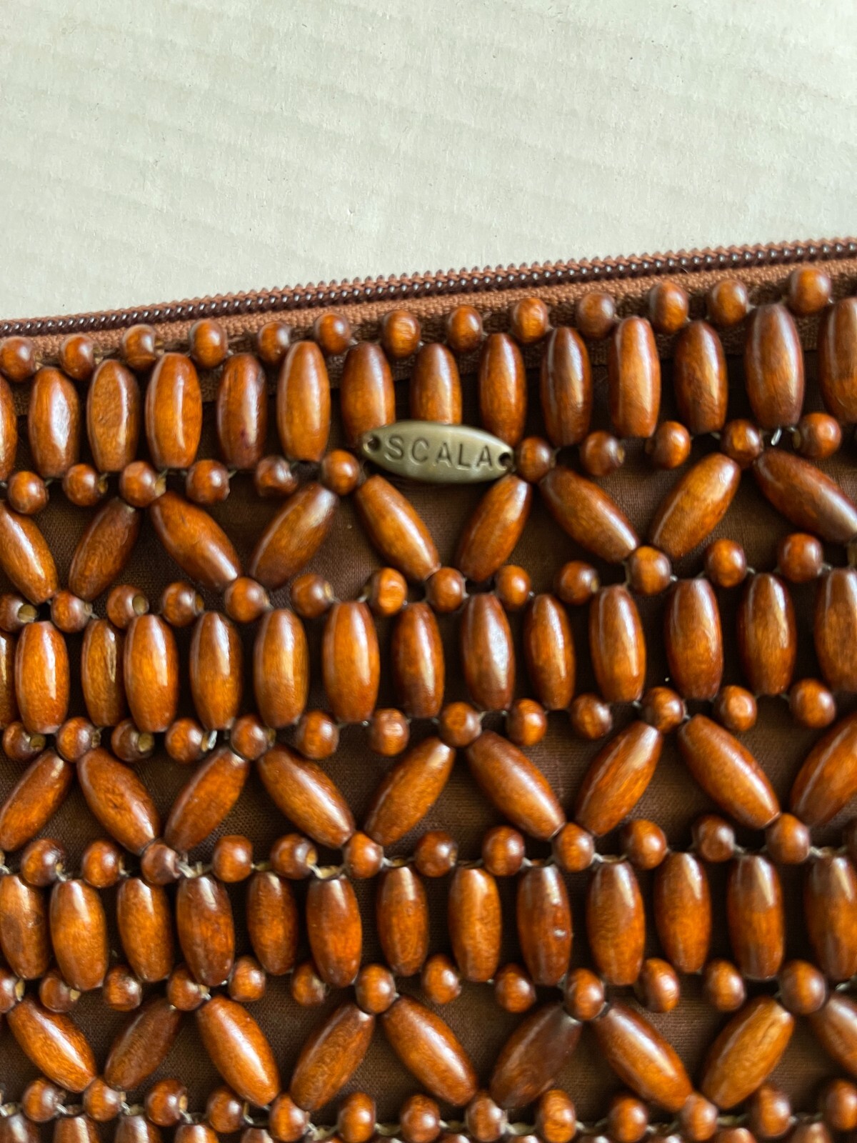 Vintage Scala Wooden Beaded Shoulder Bag Fabric Lining Inner Zip Pocket 9″x9″