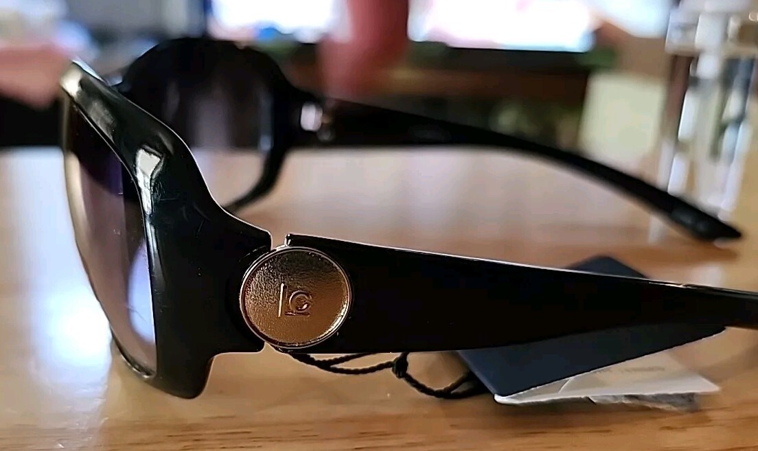 Sunglasses By Liz Claiborne 100% UV Brown Lenses & Frame Rectangular Classic