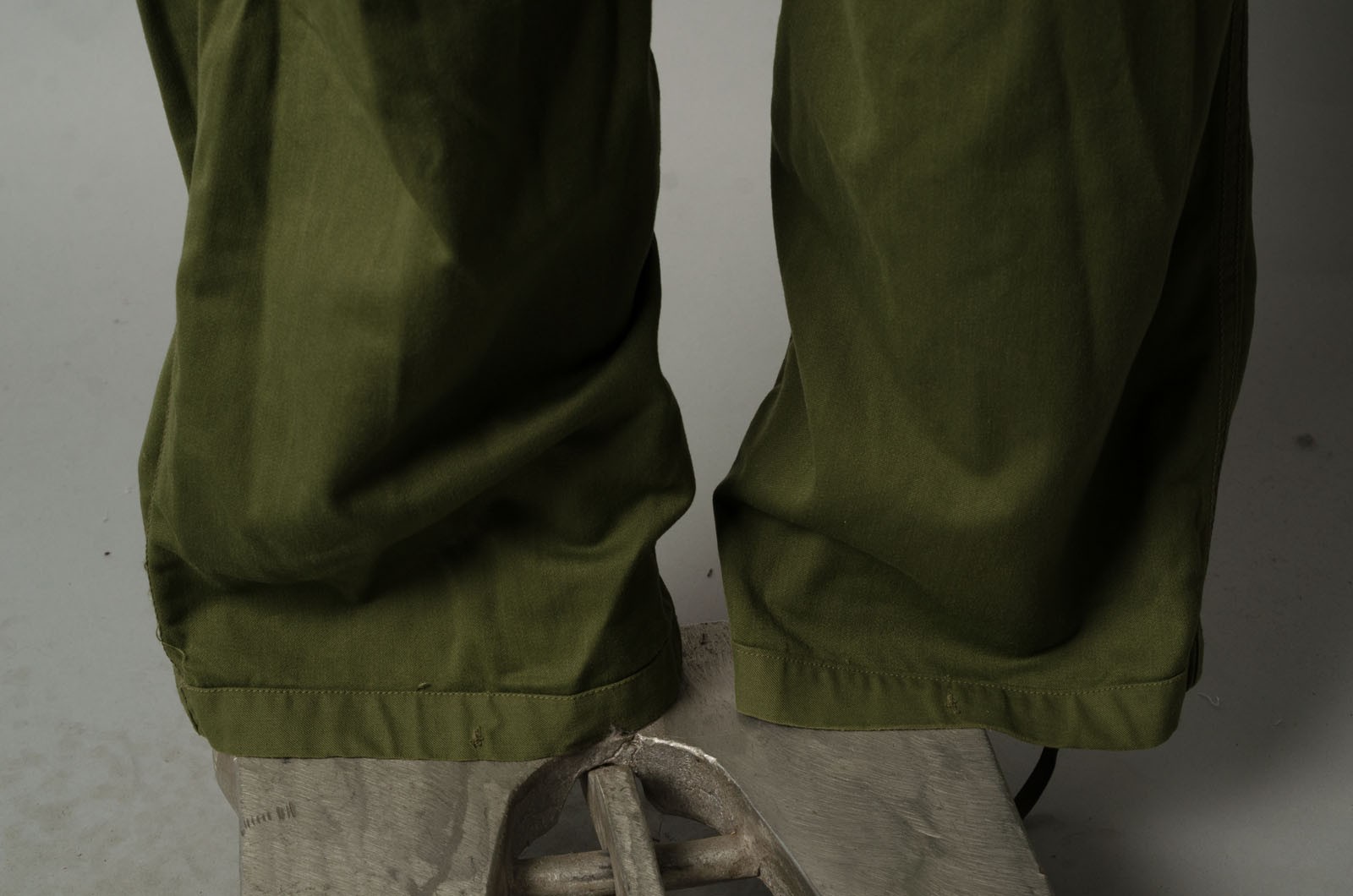 VTG 70S U.S. Army Jungle Fatigue Trousers Cargo Pants SCOVILL Zipper