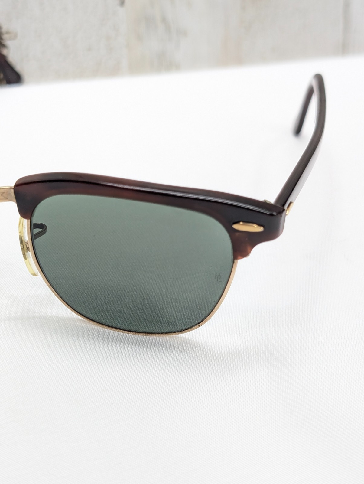 VTG B&L Ray-Ban clubmaster tortoise shell and arista gold sunglass made in USA