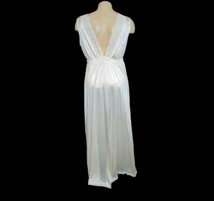 Vintage Miss Elaine 2 PC Maxi Nightgown & Robe Set Nylon Cotton Lace Trim Ivory