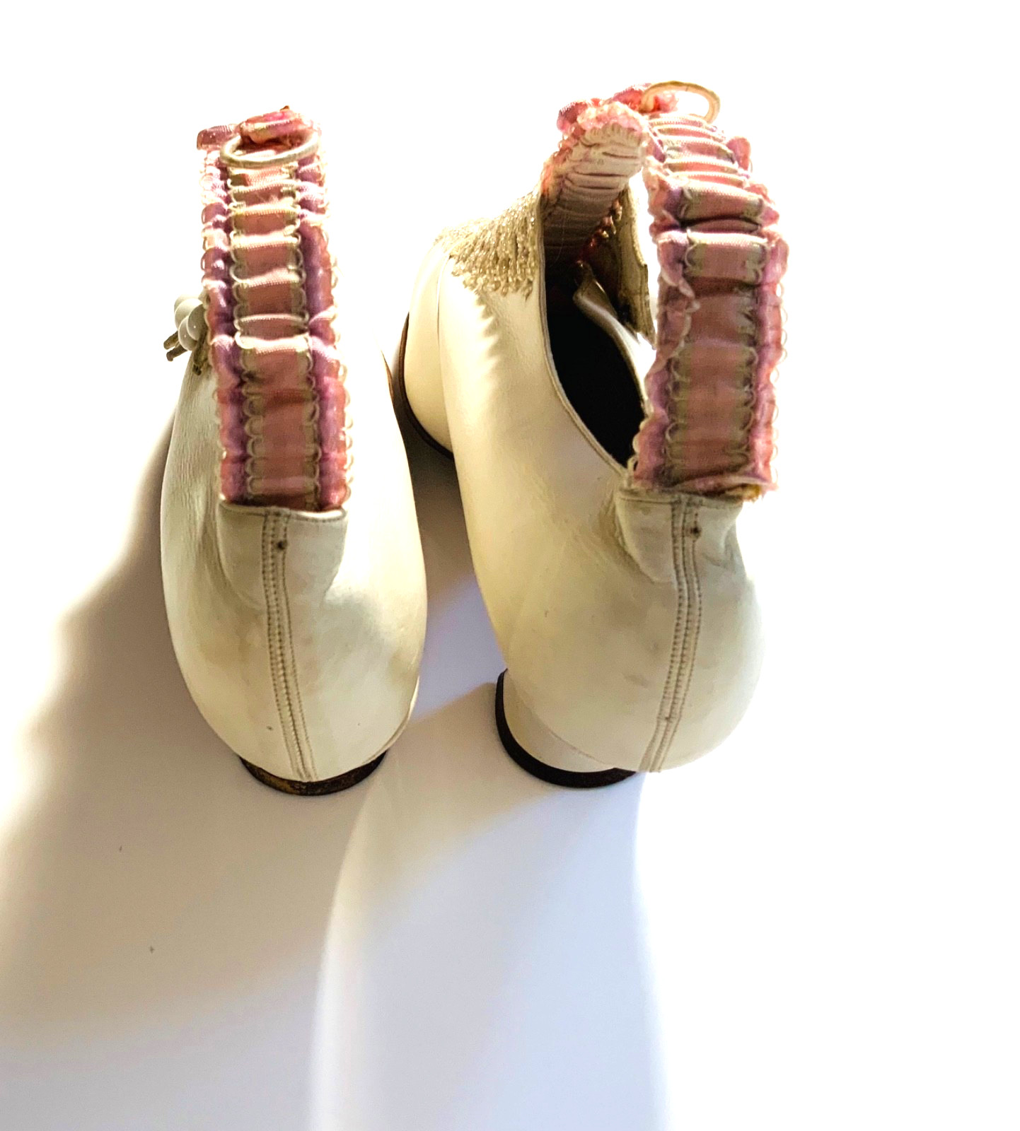 WOW ANTIQUE WEDDING Shoes LEATHER/STRAPPY / BUTTONS INCREDIBLE BEADING 2 1/2 B