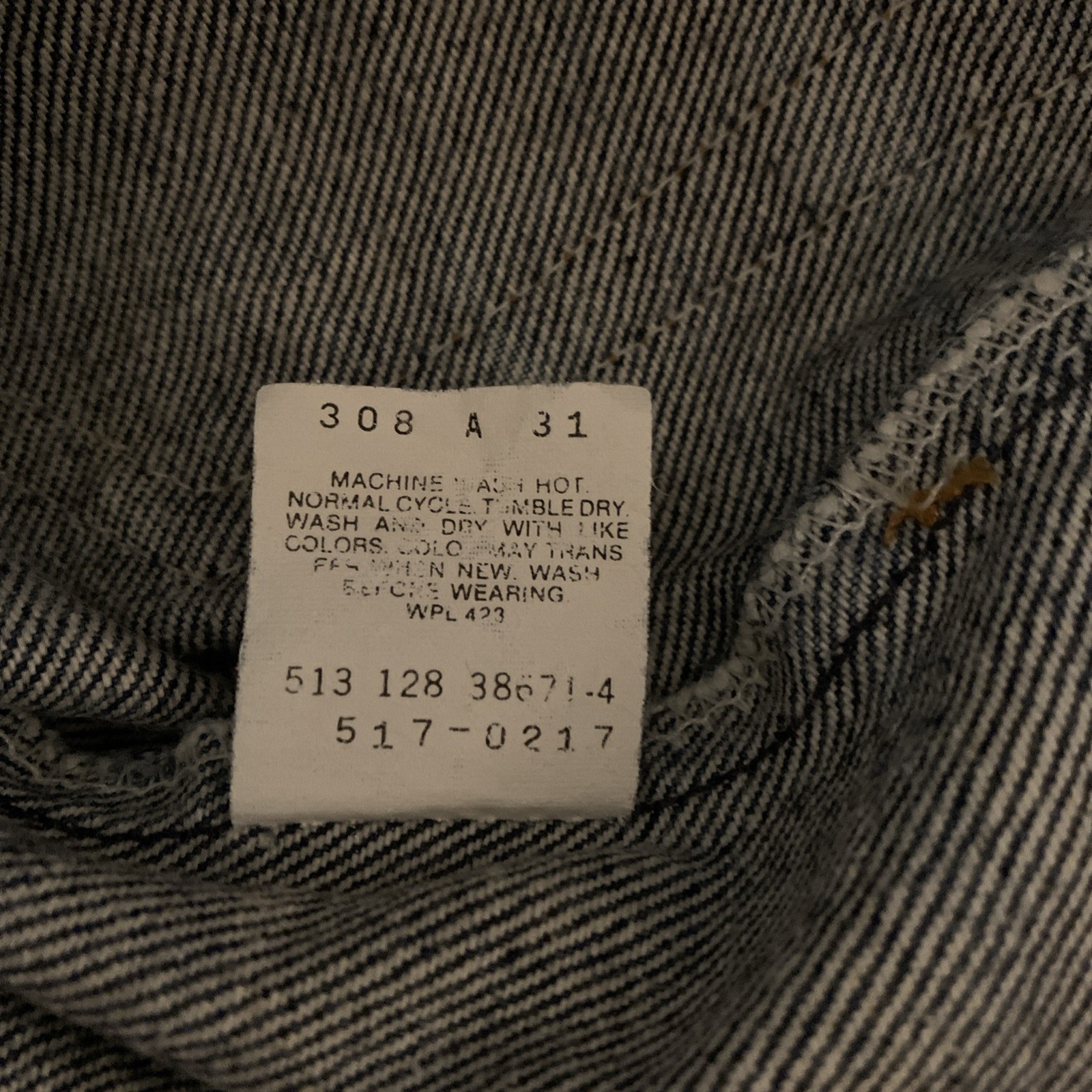 Vintage Levi’s Men’s 1988 517 Blue Jeans 32×33 Made USA Red Tab Red Bat Wing Tag