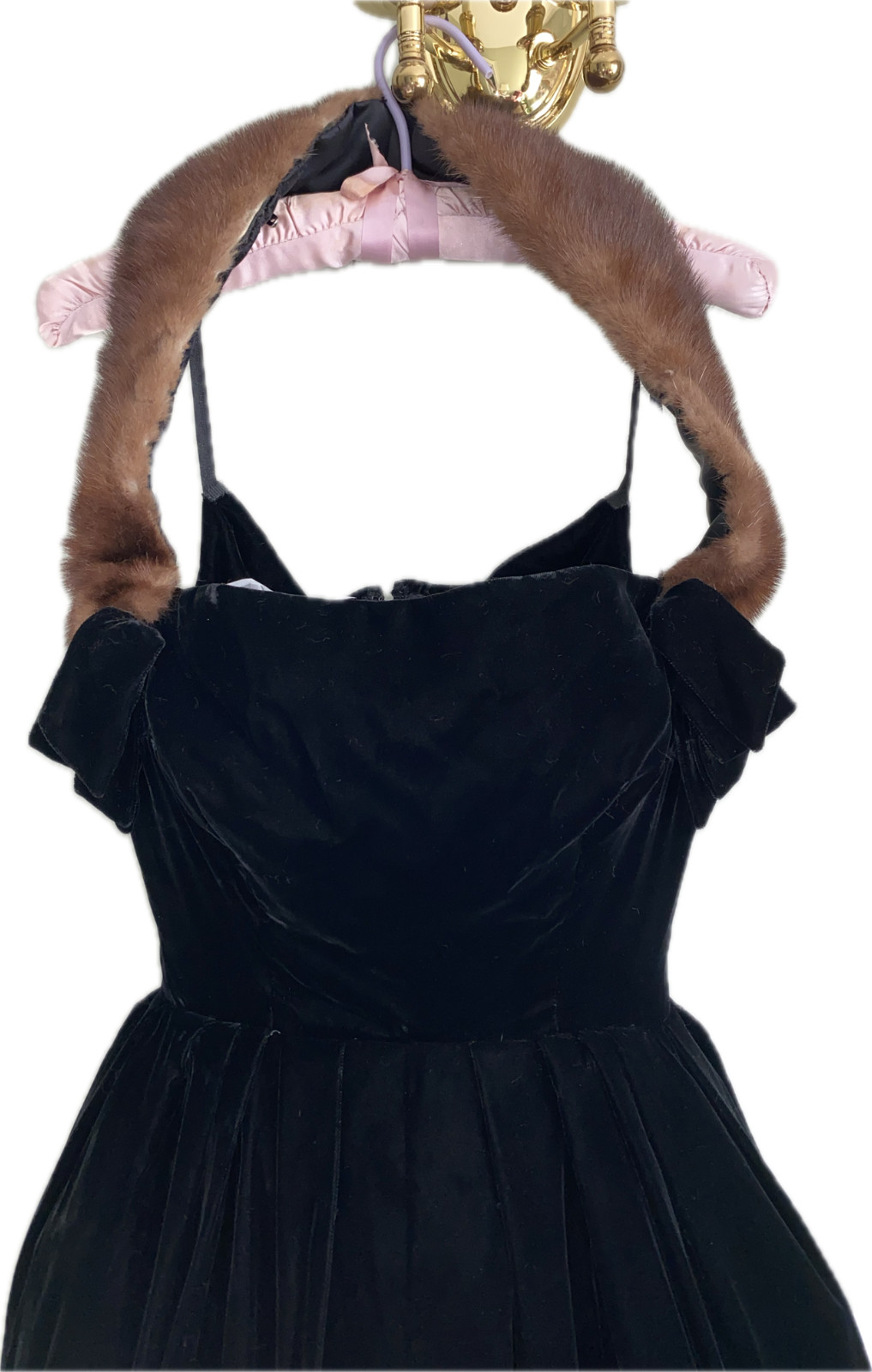 VINTAGE 1940-50’s BLACK SILK VELVET DRESS W ERMINE SHOULDER BAND