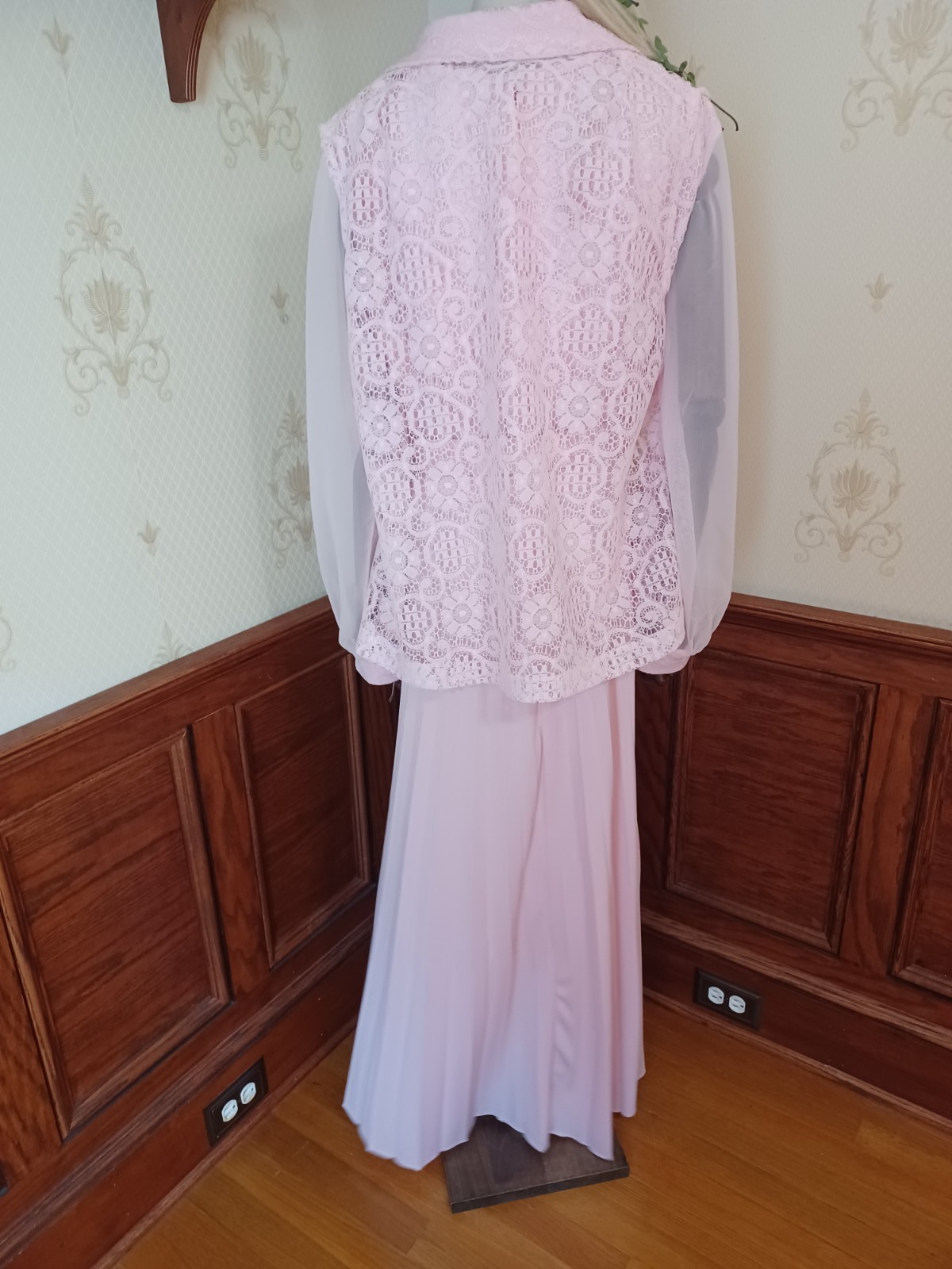 Vintage 1970s 3 Piece Pink Romantic Prairie Accordion Pleat Maxi-Dress, Sz 22.5