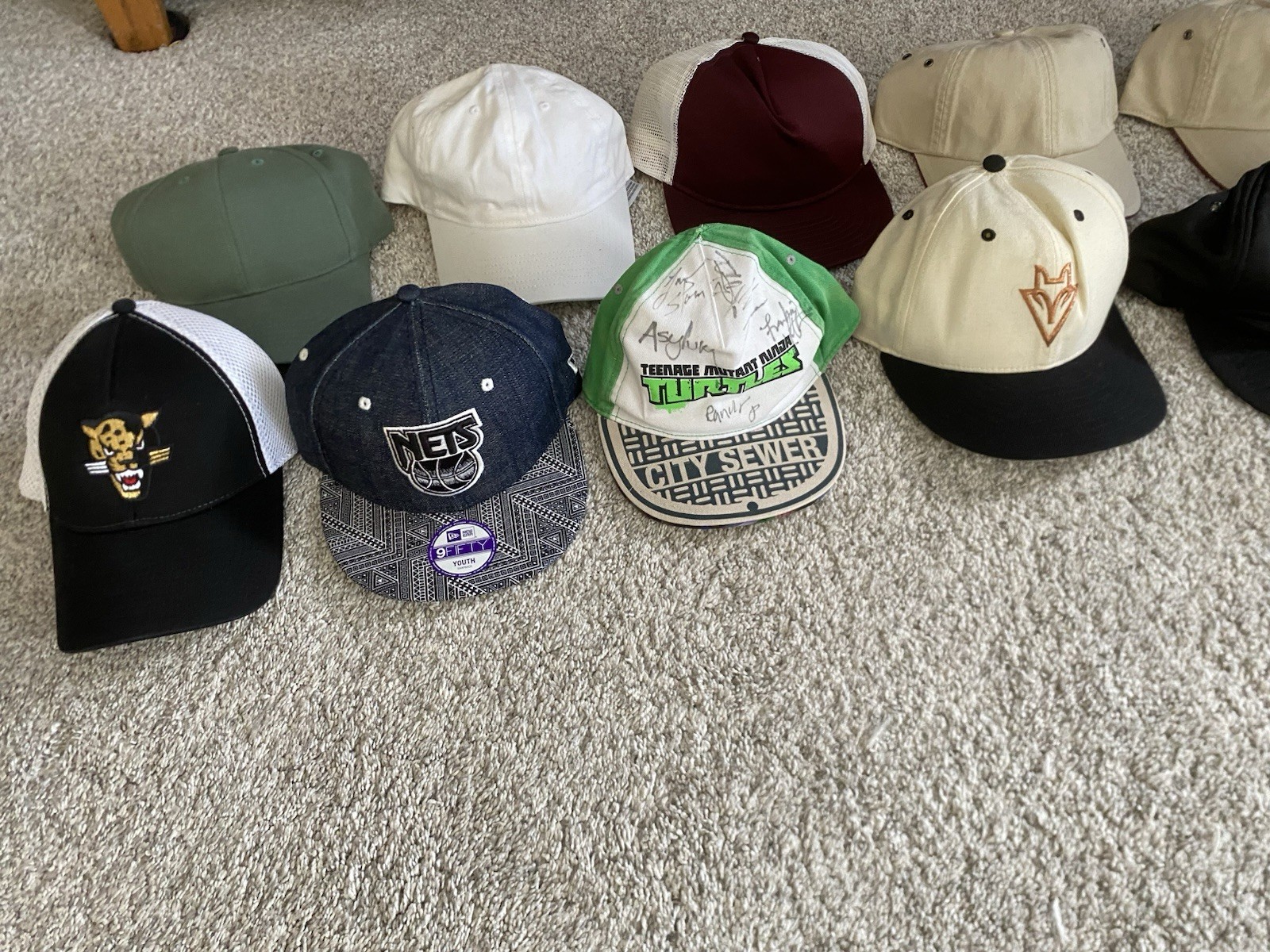 Lot Of 23 Vtg Hats Some NOS Sports Truckers More 80s 90s Y2K SnapBacks Beanies +