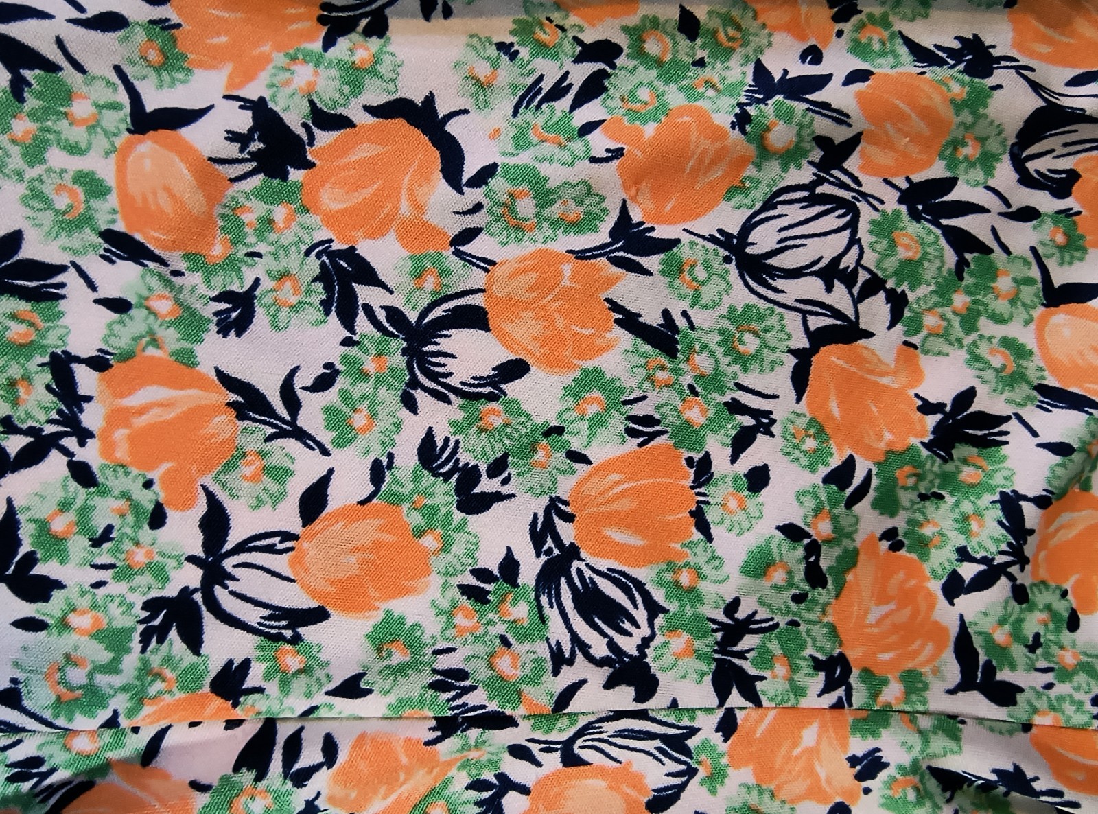 Women’s vintage Hooper blouse, delightful tulip print, made British Hong King