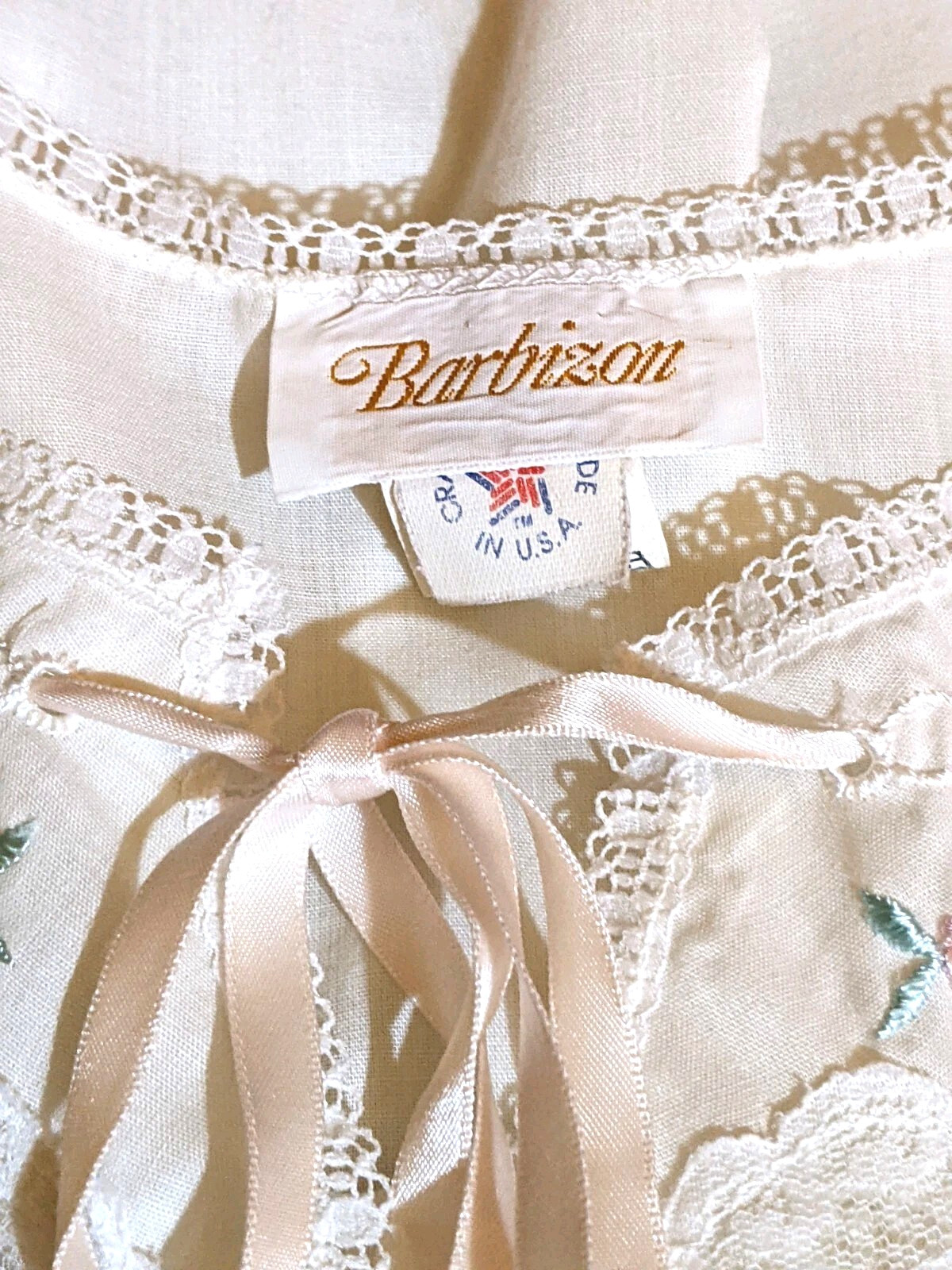 Vintage BARBIZON Embroidered Lace Ribbon Free Bust PolyCotton NewOld Nightgown L