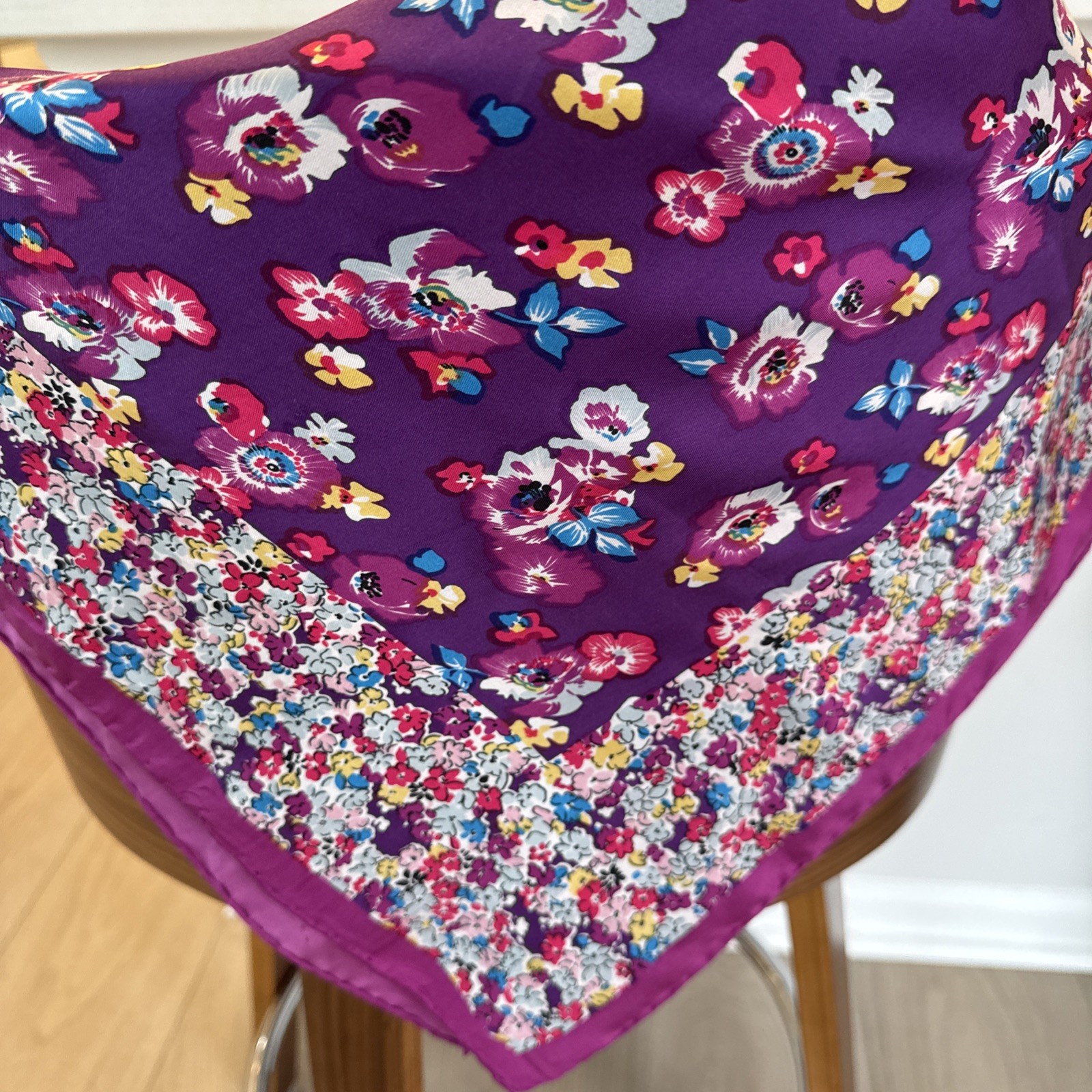 VTG Purple Floral Scarf 31×31″ Hand Rolled Edge Synthetic 1980s Purse Bag Wrap