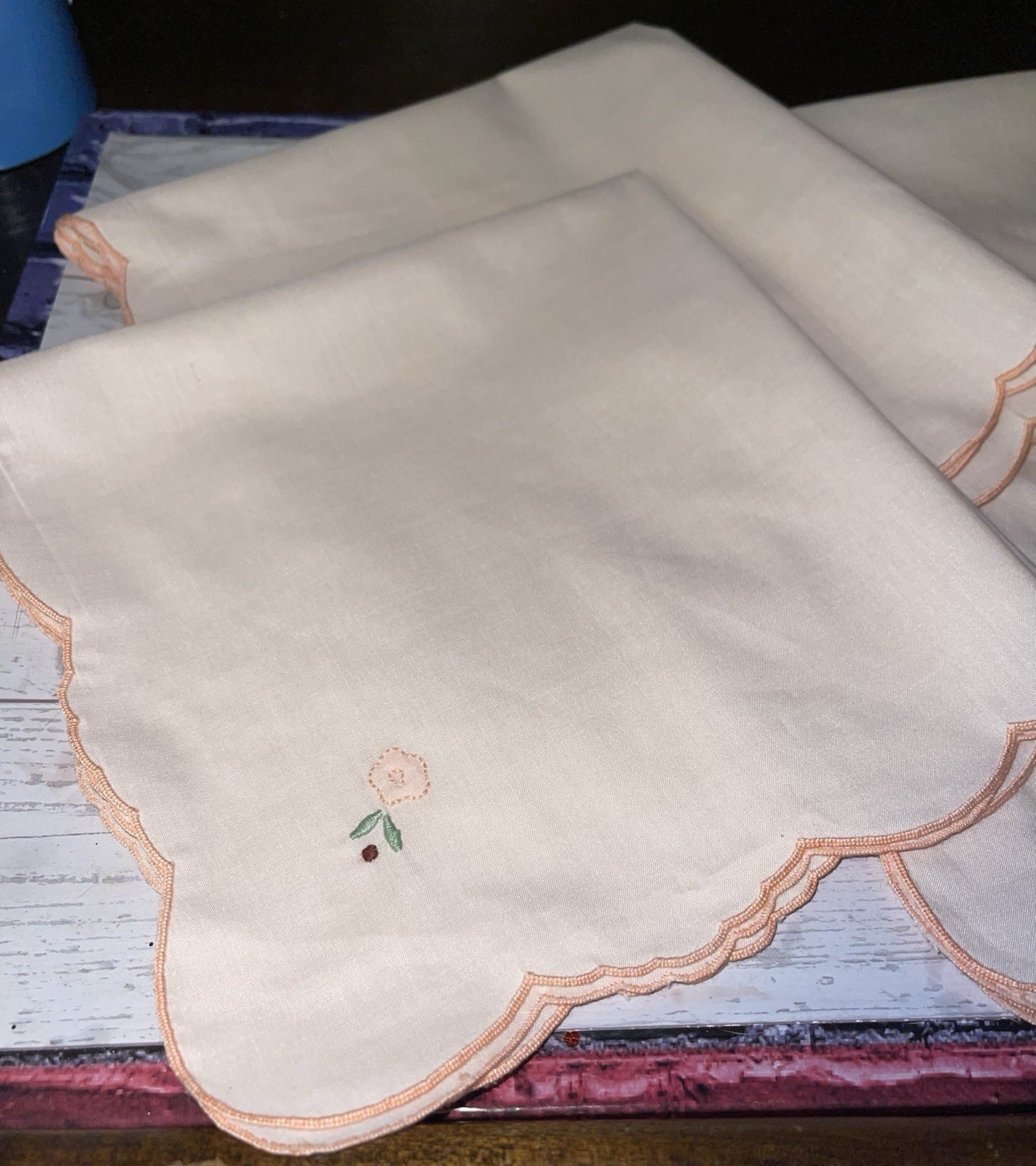 Vintage Embroidered Appliqué Flower Handkerchiefs Set Of 4. 15”X 15”