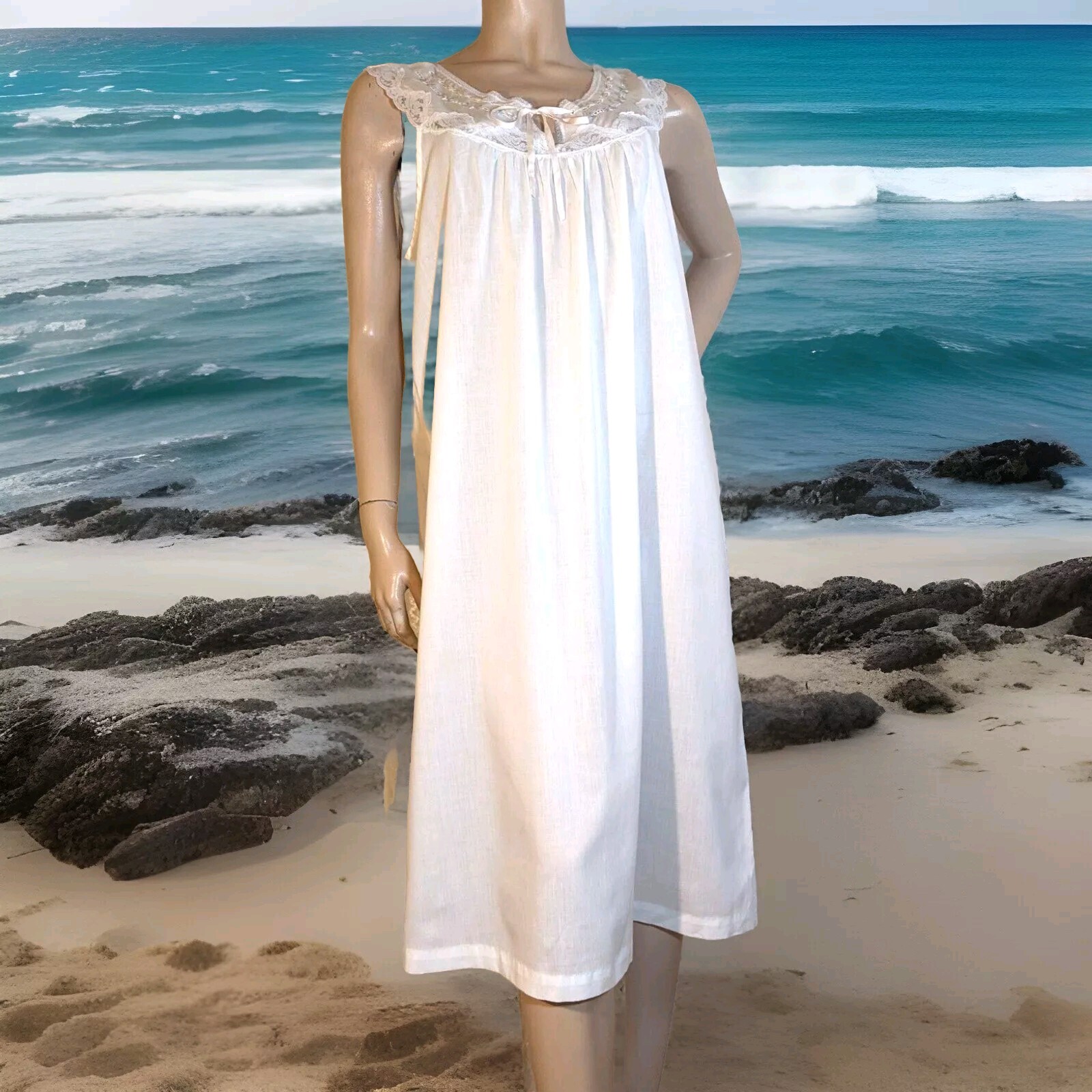 Vintage BARBIZON Embroidered Lace Ribbon Free Bust PolyCotton NewOld Nightgown L