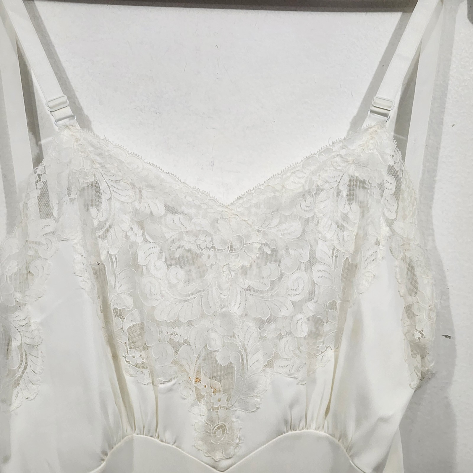 Vintage Saks Fifth Avenue Full Slip Dress Stretch Nylon White Lace Bodice Size S