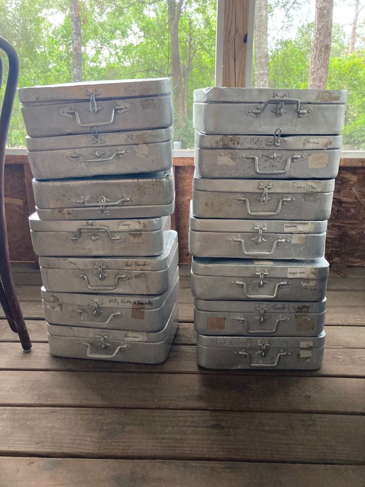 Vintage 1960’s Zero Halliburton Style Aluminum Briefcase 14″ x 10-1/2″ x 4- 1/2″