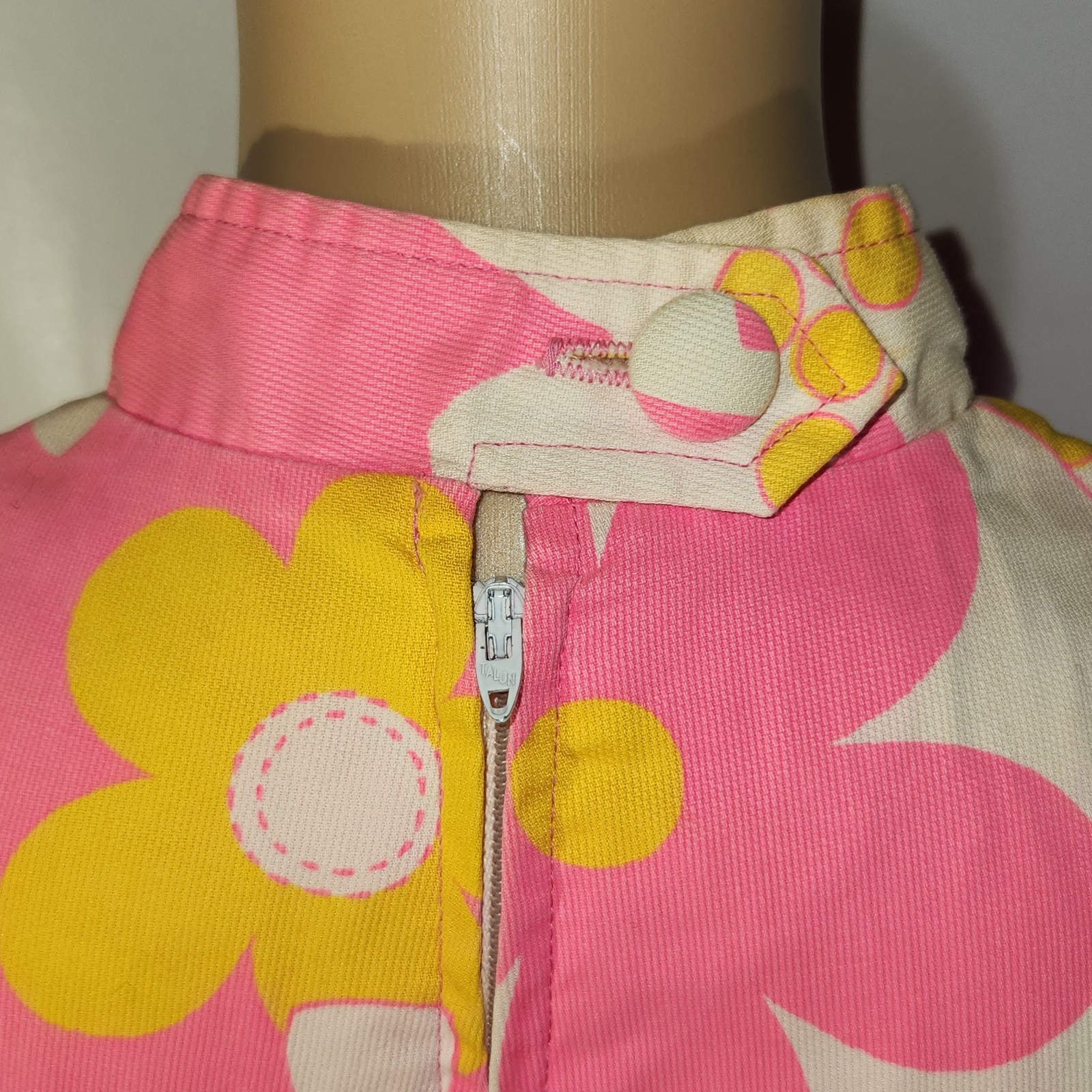 VINTAGE HALE HAWAII GOGO DRESS Aloha Hawaiian MOD PINK FLORAL SLEEVELESS 60s POP