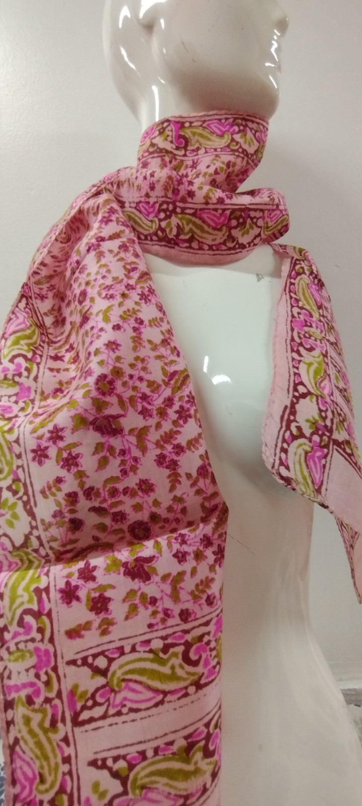 1970s INDIAN Pure 100% Silk Long PINK PAISLEY Scarf MADE INDIA Scarf Handmade