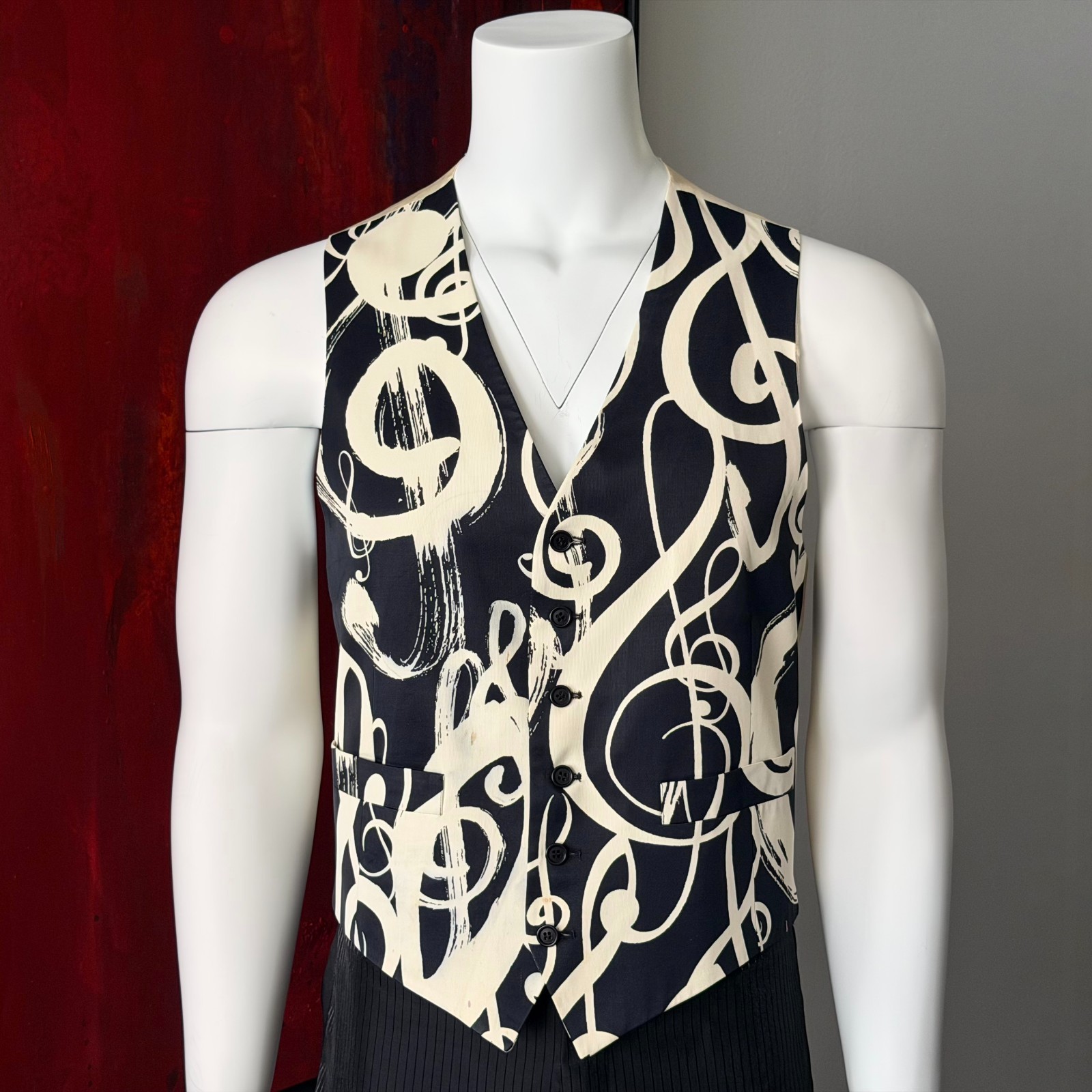 MOSCHINO CHEAP and CHIC cotton vest Treble Clef size 54