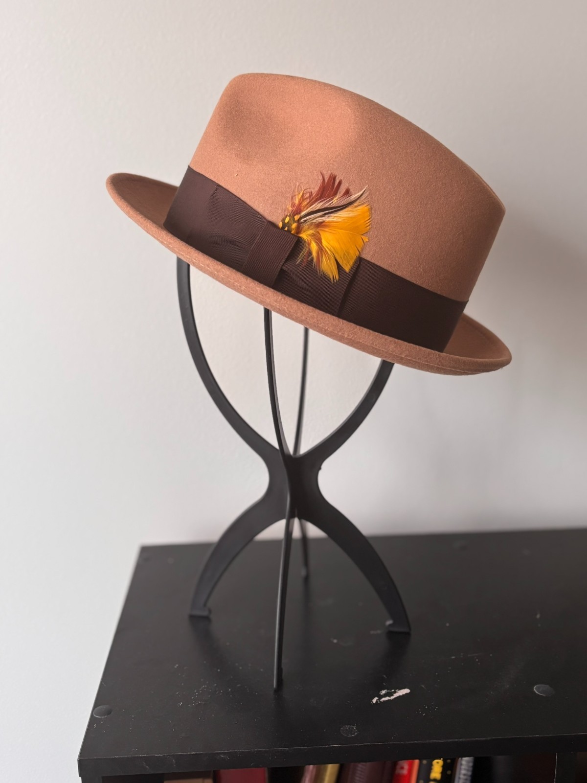 Men’s vintage Fedora, gently worn with box, excellent condition, size 7 1/2